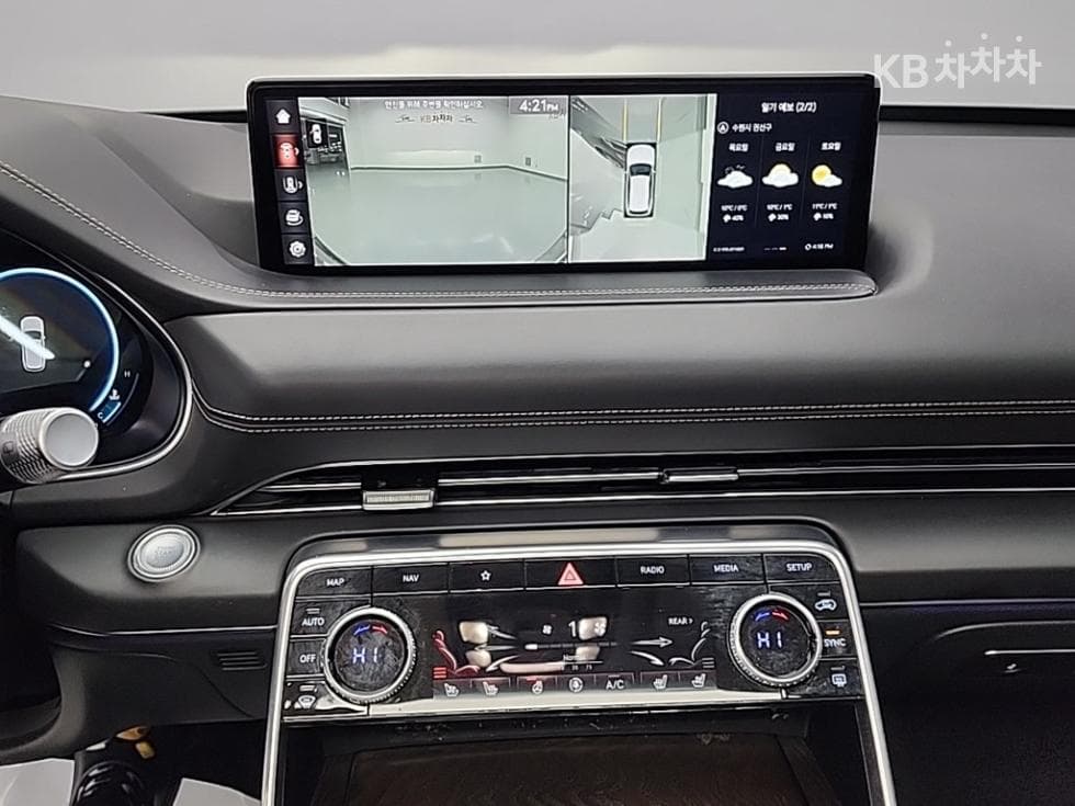 Genesis GV802.5 Turbo Gasoline AWD - 10