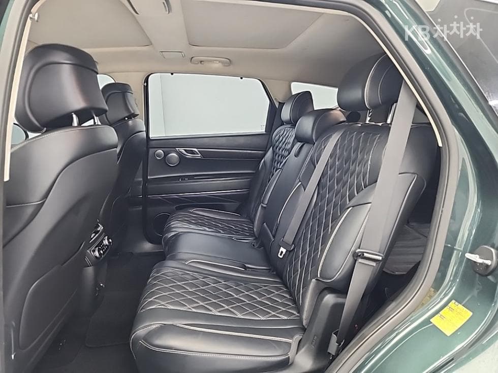 Genesis GV802.5 Turbo Gasoline AWD - 12