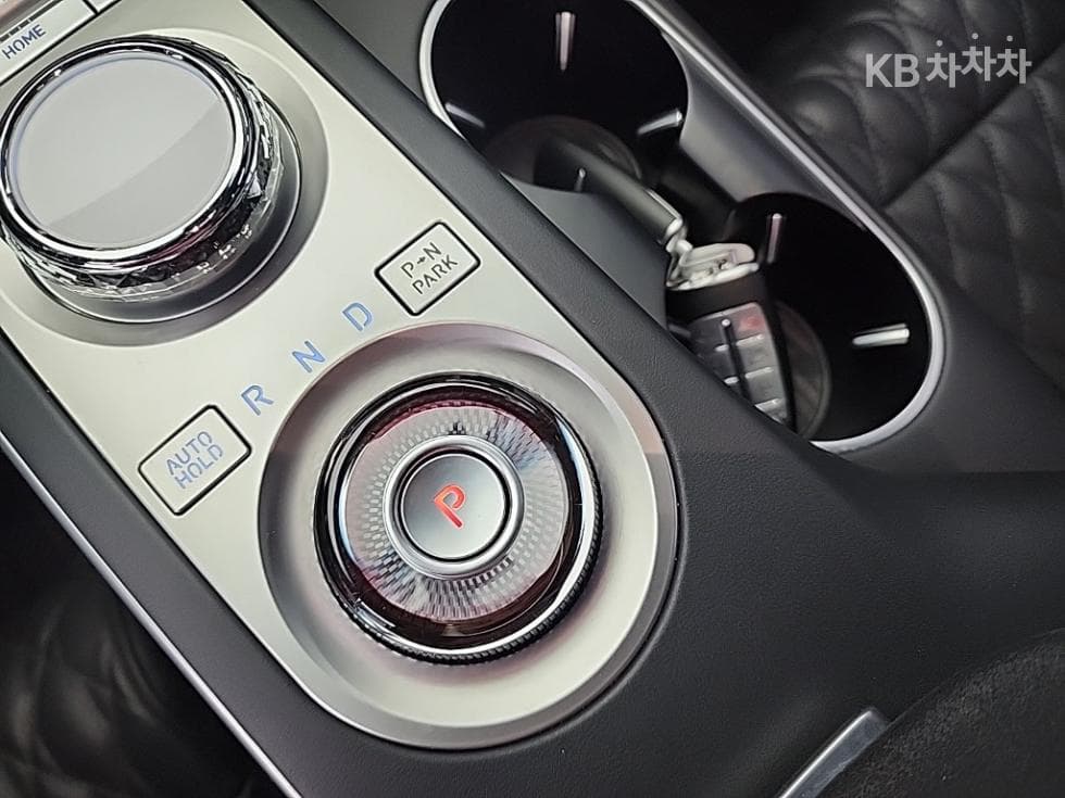 Дженезис GV70Бензин 2.5T 2WD - 8