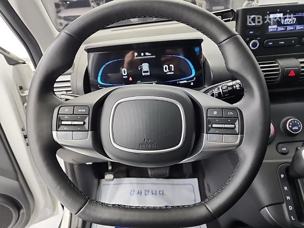 Хюндай Каспър1.0 Турбо Бензин 디 에센셜 Базов - 9