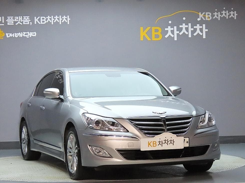 Hyundai GenesisBH330 LUXURY Standard - 3