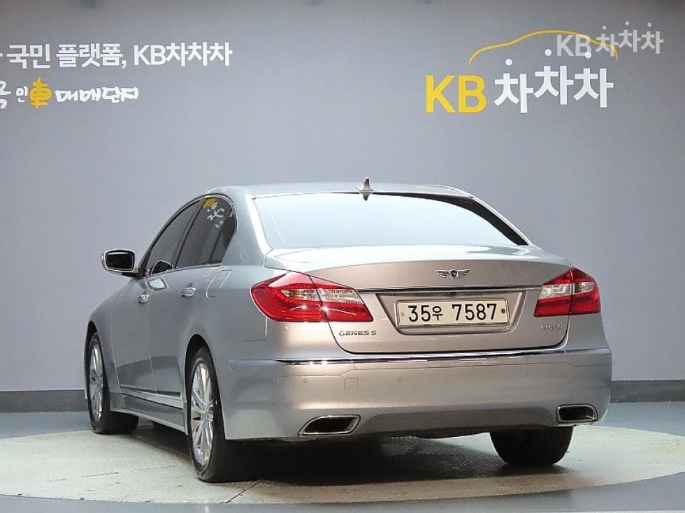Hyundai GenesisBH330 LUXURY Standard - 4