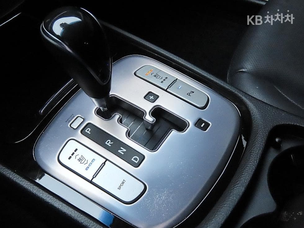 Hyundai GenesisBH330 LUXURY Standard - 9