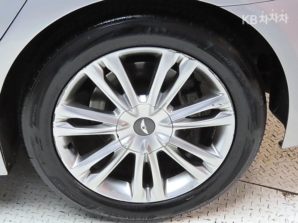 Hyundai GenesisBH330 LUXURY Standard - 20