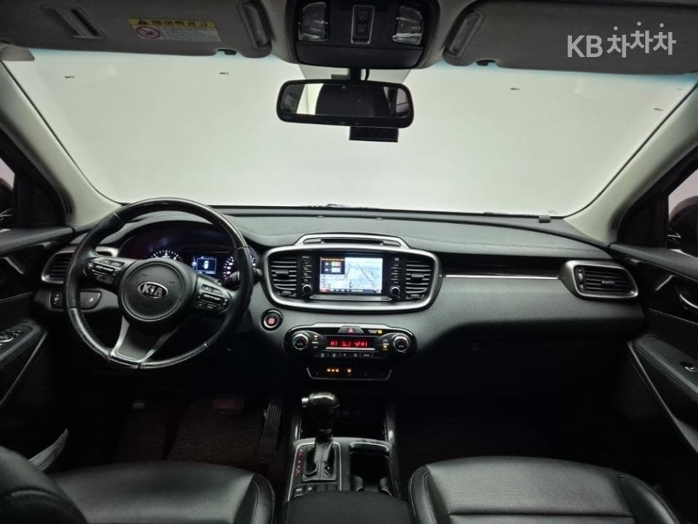 Киа All NewSorentoДизел 2.0 2WD Престиж - 7