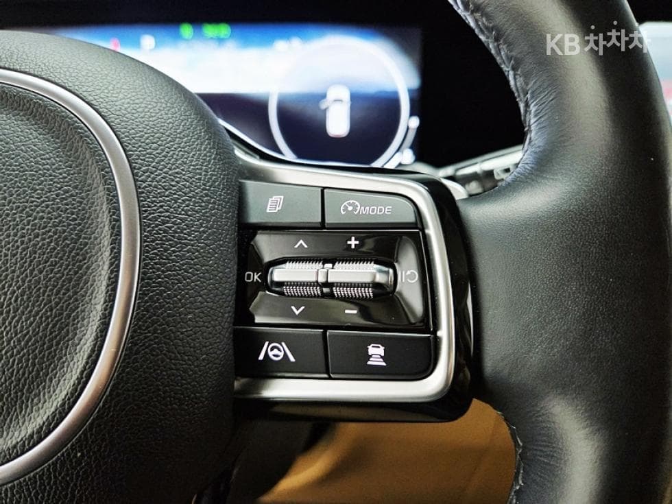 Киа Канивал 4-то поколениеD2.2 9-местен Noblesse - 13