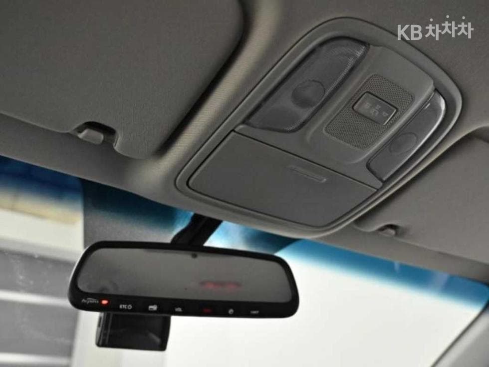 Kia K5 Second generation2.0 Gasoline SX Prestige - 19