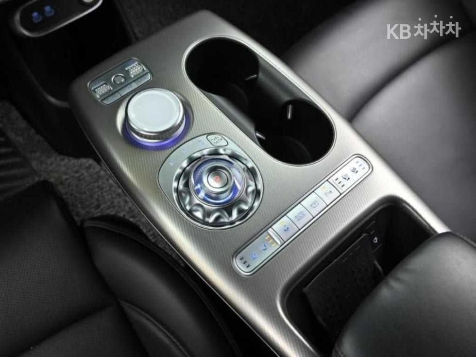 Genesis GV60Standard 2WD Standard - 9