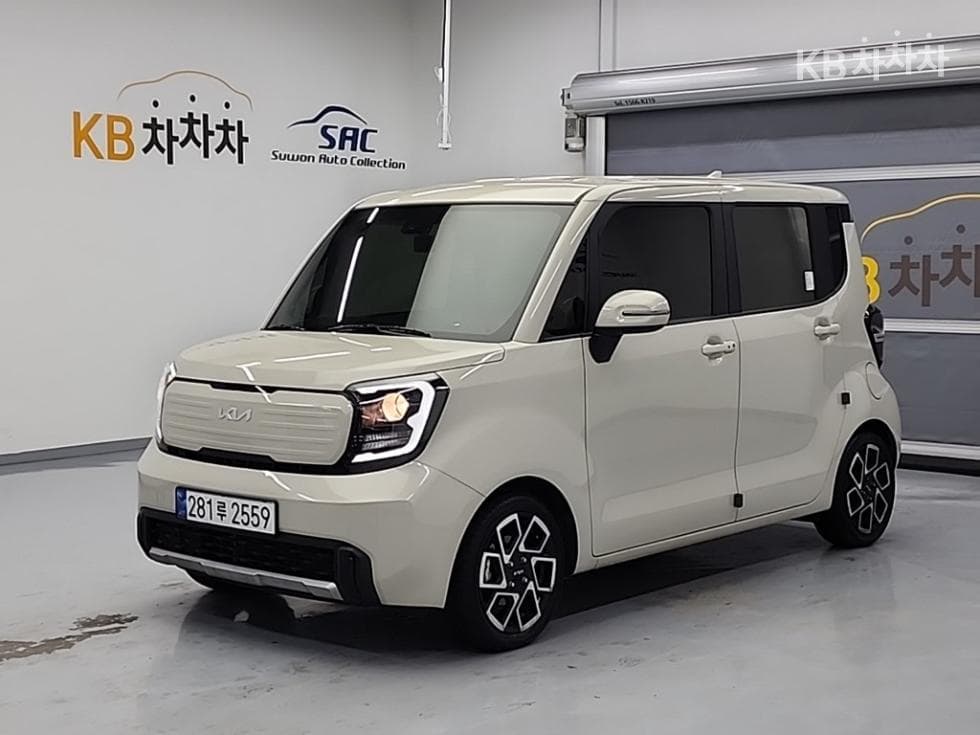 Kia The New (facelift) Kia Ray (van) 1.0 Gasoline Signature - Image 1