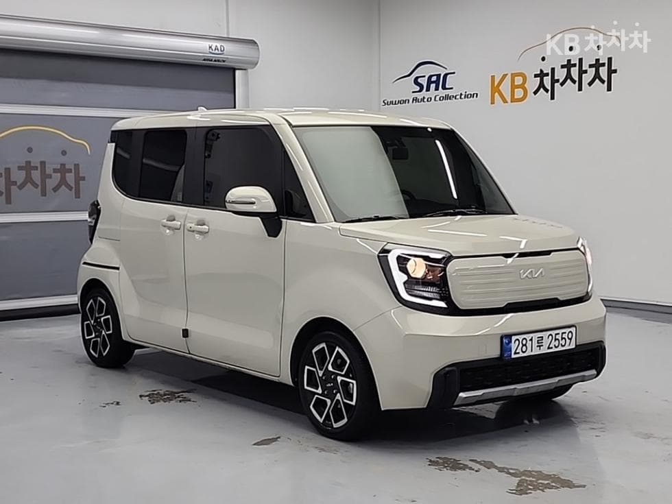 Kia The New (facelift) Kia Ray (van)1.0 Gasoline Signature - 4
