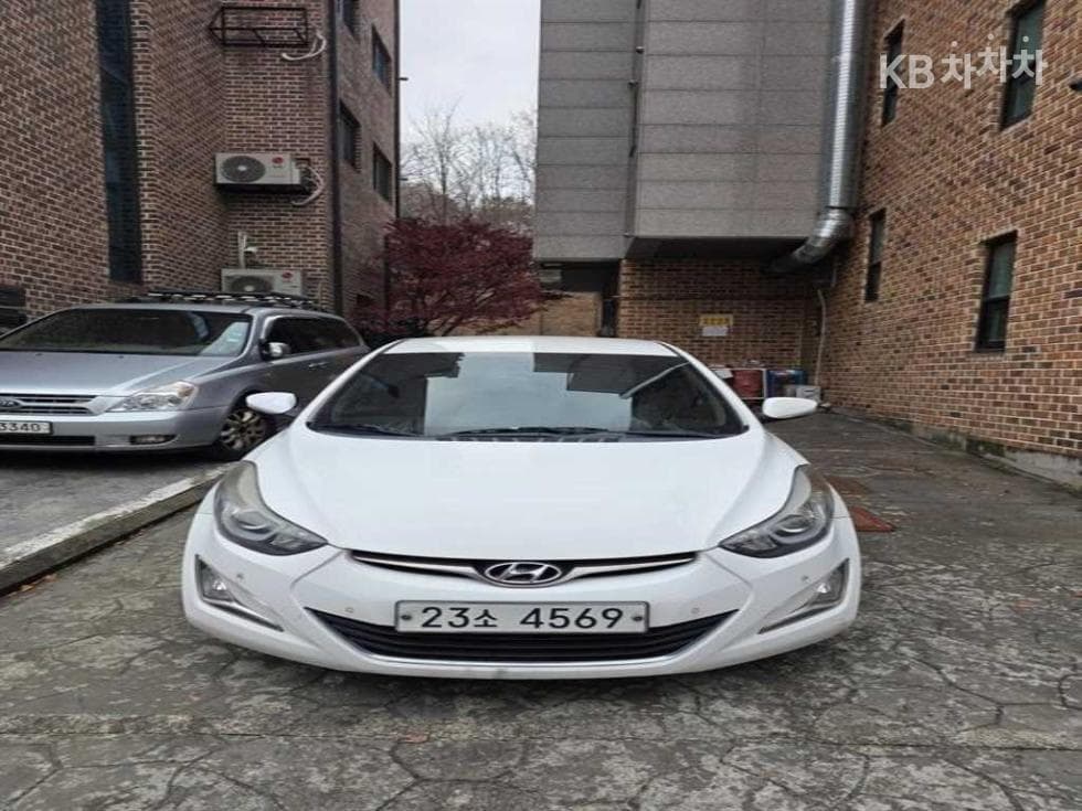 Hyundai The New (facelift) Avante (Elantra) 1.6 GDi Premium Standard - Image 1