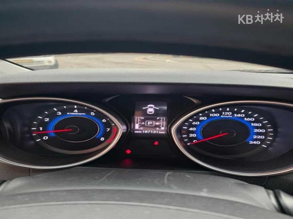 Hyundai The New (facelift) Avante (Elantra)1.6 GDi Premium Standard - 5