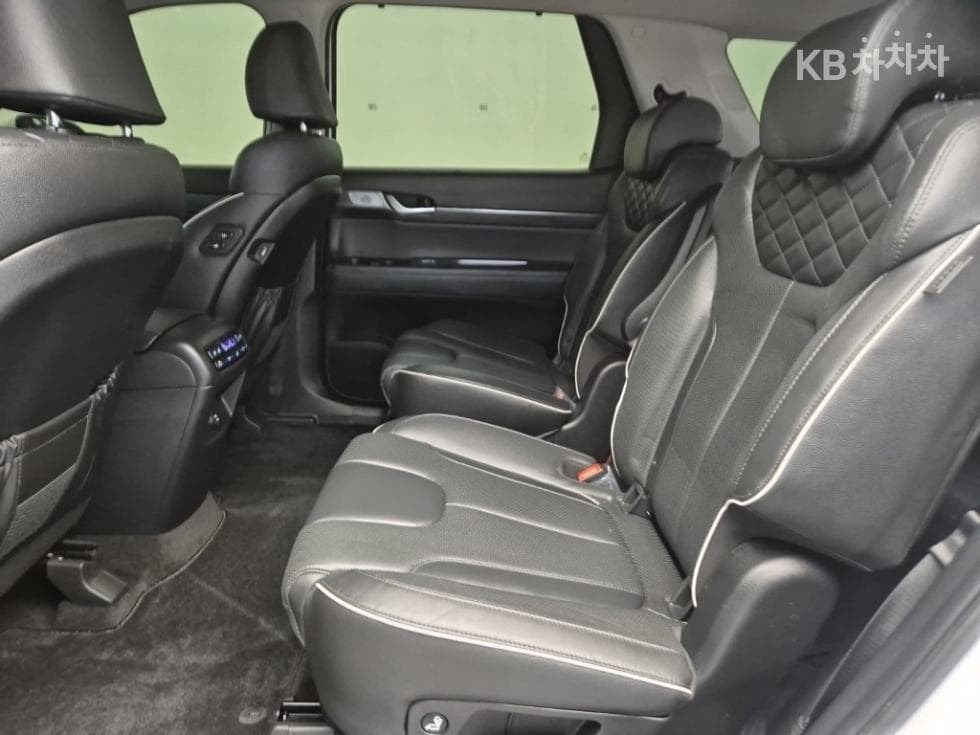 Hyundai Palisade3.8 Gasoline 7-seater (Limousine) Prestige - 12
