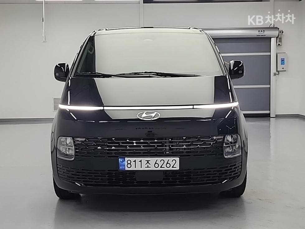 Hyundai Staria Cargo2.2 Cargo 3 Modern - 2