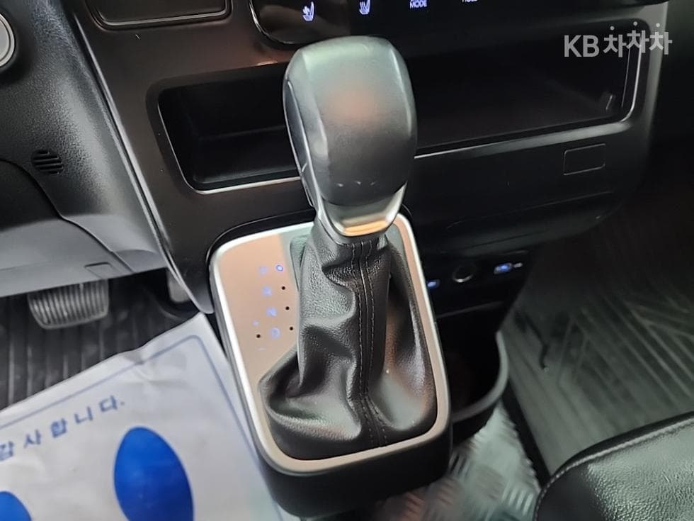 Hyundai Staria Cargo2.2 Cargo 3 Modern - 8