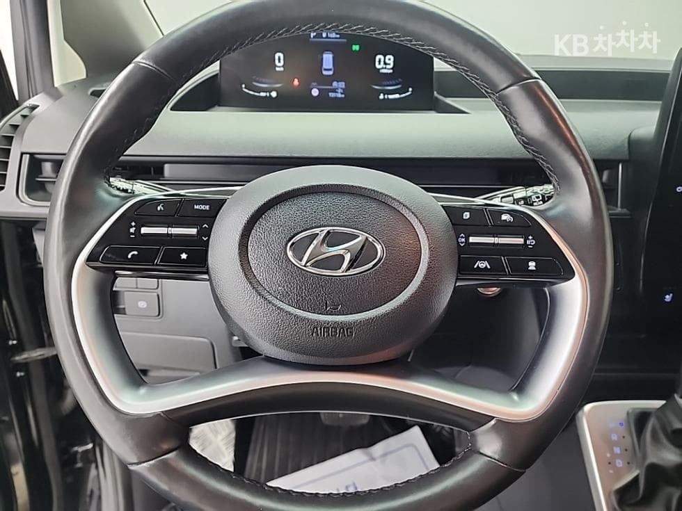 Hyundai Staria Cargo2.2 Cargo 3 Modern - 9