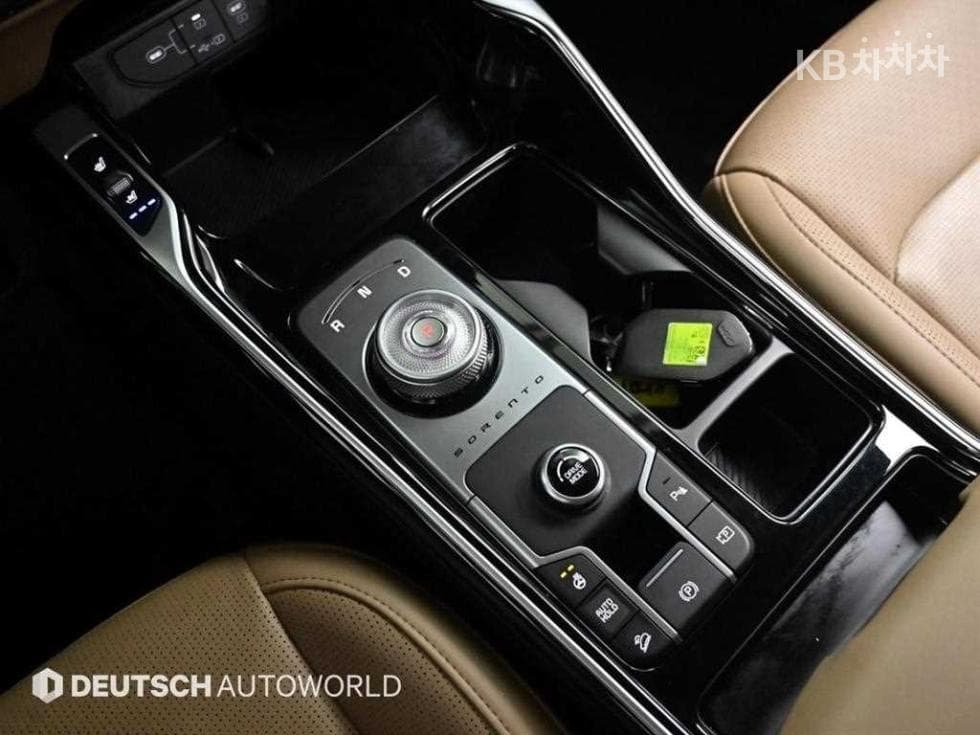 Kia The New (facelift) Sorento Hybrid MQ41.6T HEV 2WD Prestige - 9