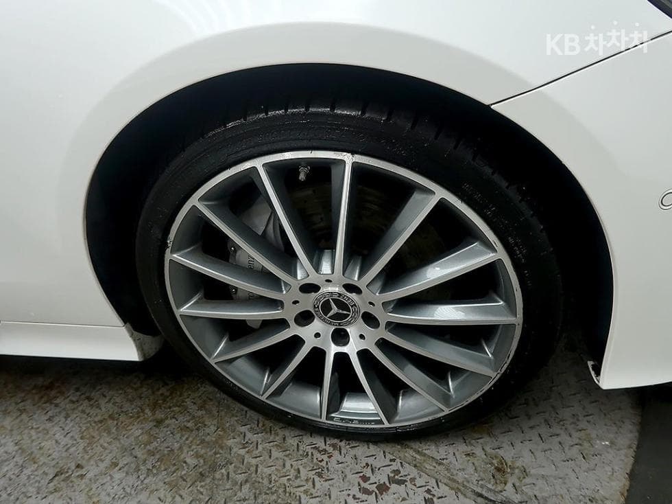 Mercedes-Benz E-Клас (W213)E450 4MATIC Carbriolet Стандартен - 16