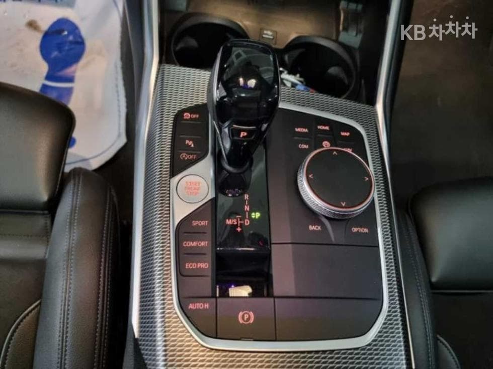 BMW 3 Series (G20)320d M Sport Package - 9