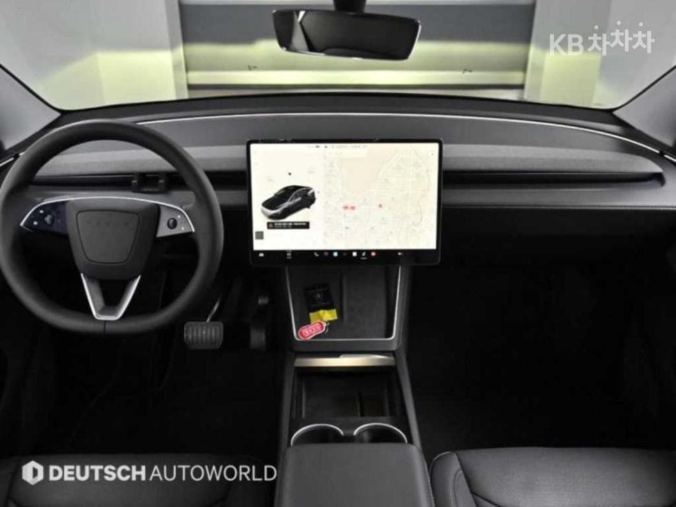 테슬라 Model YRWD Стандартен - 7