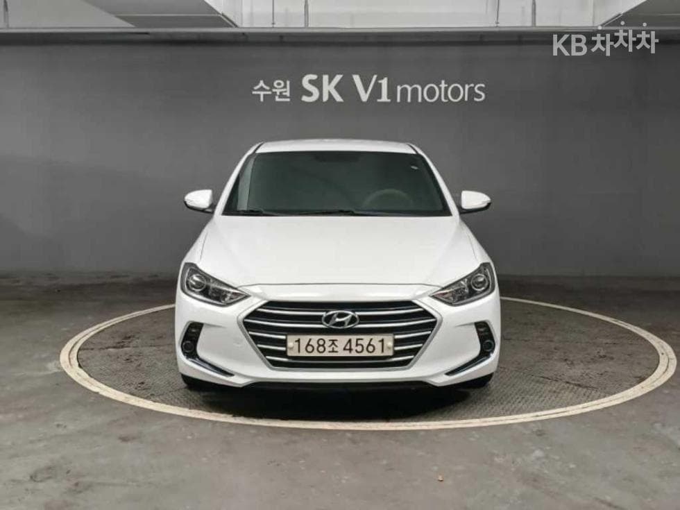 Hyundai Avante (Elantra)AD 1.6 GDi Value Plus - Image 1