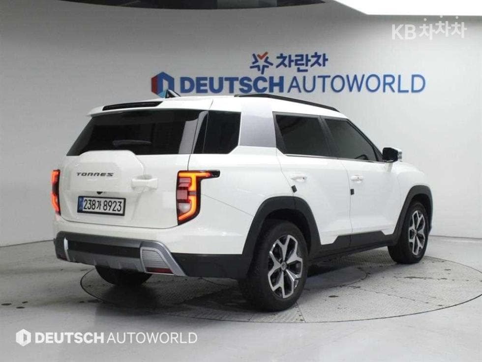 КейДжи Мобилити 토레스(J100)1.5 GDI Турбо T7 - 2