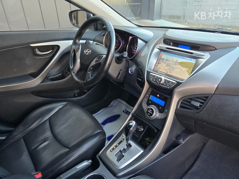 Хюндай Avante (Elantra)MDM16 GDI 에비Нов - 20