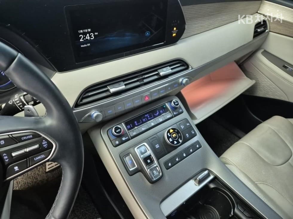 Hyundai Palisade2.2 Diesel 7-seater (Limousine) AWD Prestige - 10