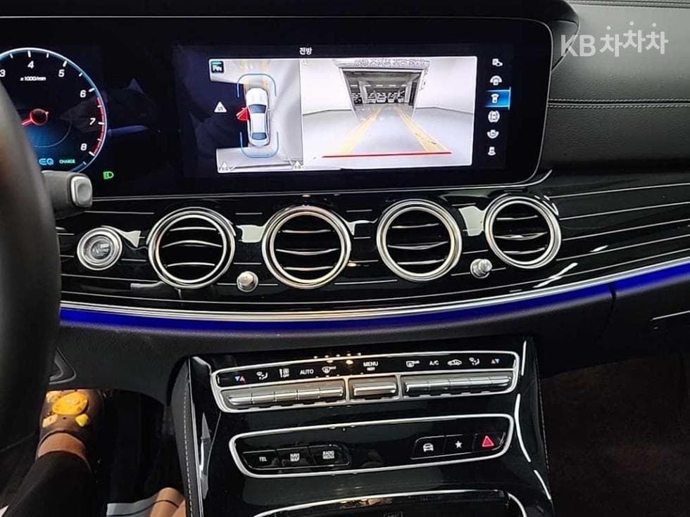 Mercedes-Benz E-Клас (W213)E450 4MATIC EXCLUSIVE - 10