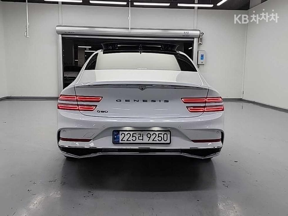 Дженезис G80(RG3)2.5 Турбо Бензин Директ Инжекция 2WD - 3