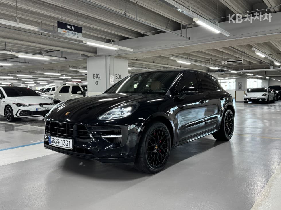 Porsche 마칸 2.9 GTS - Image 1