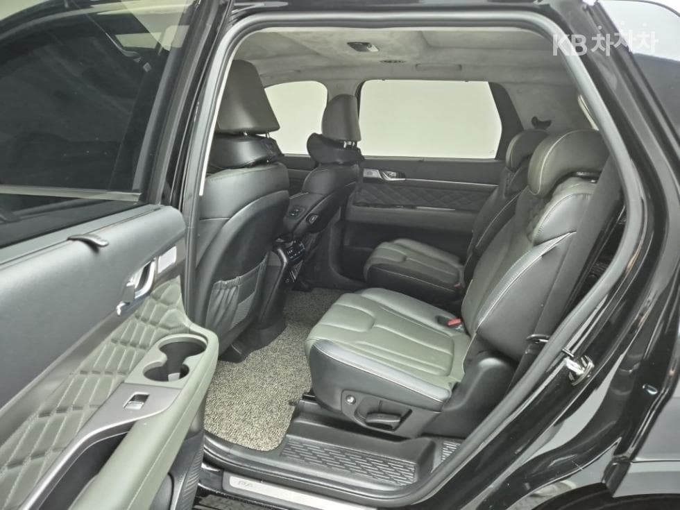 Hyundai Palisade2.2 Diesel 7-seater (Limousine) AWD Calligraphy - 12