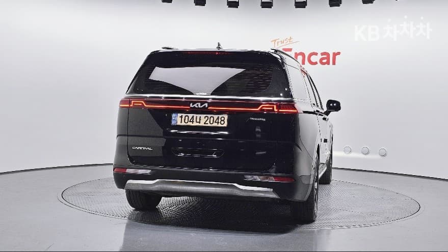 Киа Канивал 4-то поколениеD2.2 9-местен Signature - 4