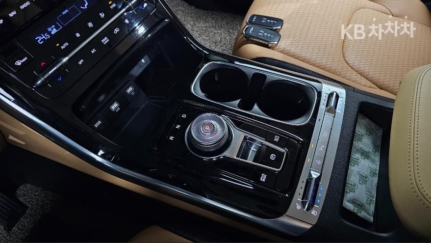 Киа Канивал 4-то поколениеD2.2 9-местен Signature - 9