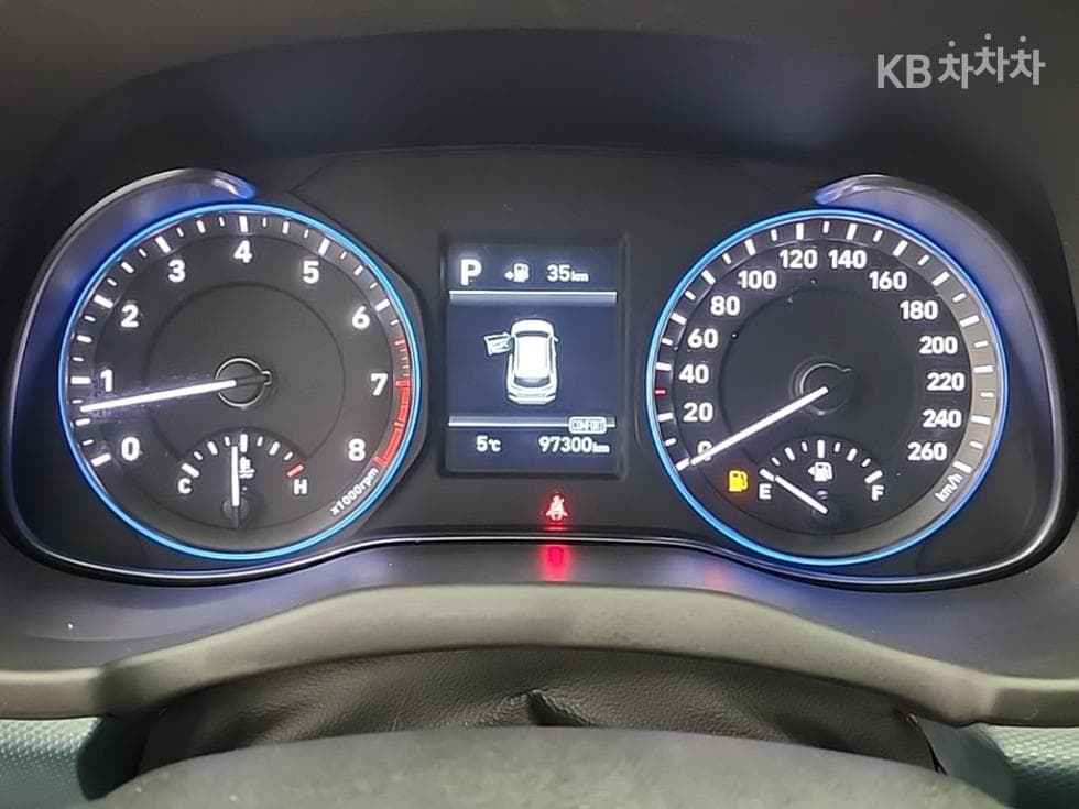 Хюндай Kona1.6 Турбо 4x4 Premium - 6