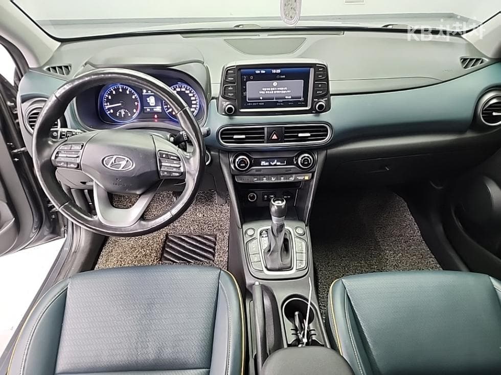 Хюндай Kona1.6 Турбо 4x4 Premium - 7