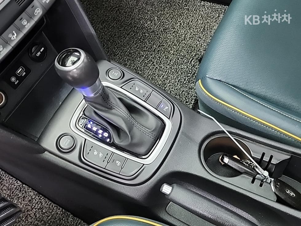 Хюндай Kona1.6 Турбо 4x4 Premium - 8