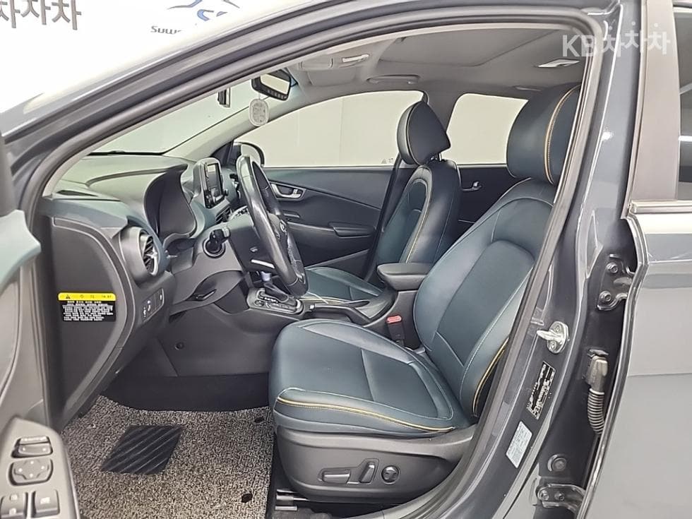 Хюндай Kona1.6 Турбо 4x4 Premium - 11