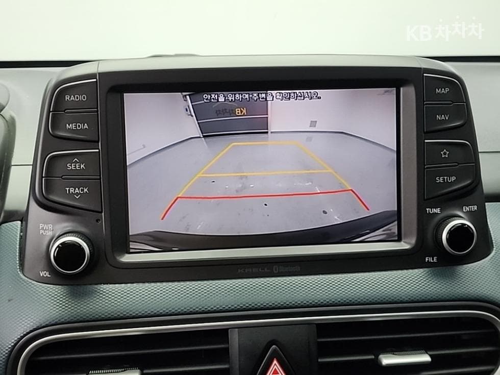 Хюндай Kona1.6 Турбо 4x4 Premium - 15