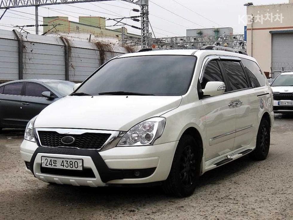 Киа Канивал R НовКанивал Лимузин President - Image 1