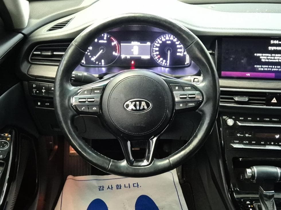 Kia K7 Premiere2.2 Diesel Prestige - 9