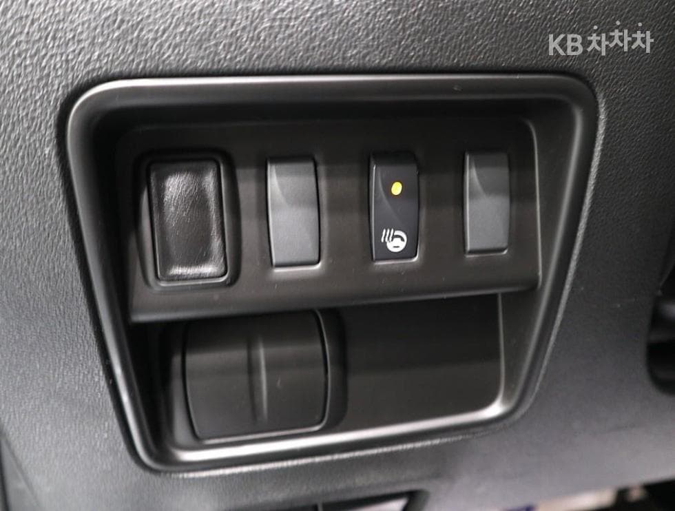 Рено Корея QM62.0 2WD RE Signature - 17