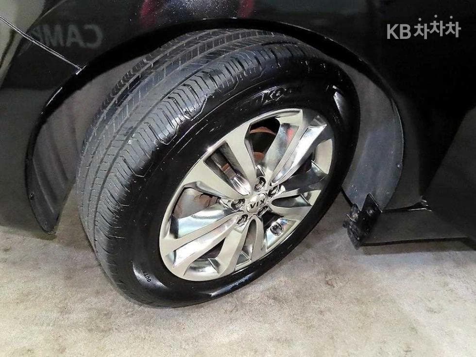 Киа All New Канивал7-местен (Лимузин) 2.2 Дизел Висок Лимузин (Канивал) VIP - 20