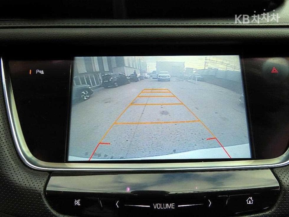 캐딜락 XT53.6 Premium - 14