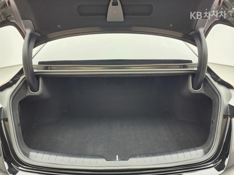 Kia K8 Hybrid1.6 Turbo Noblesse - 23