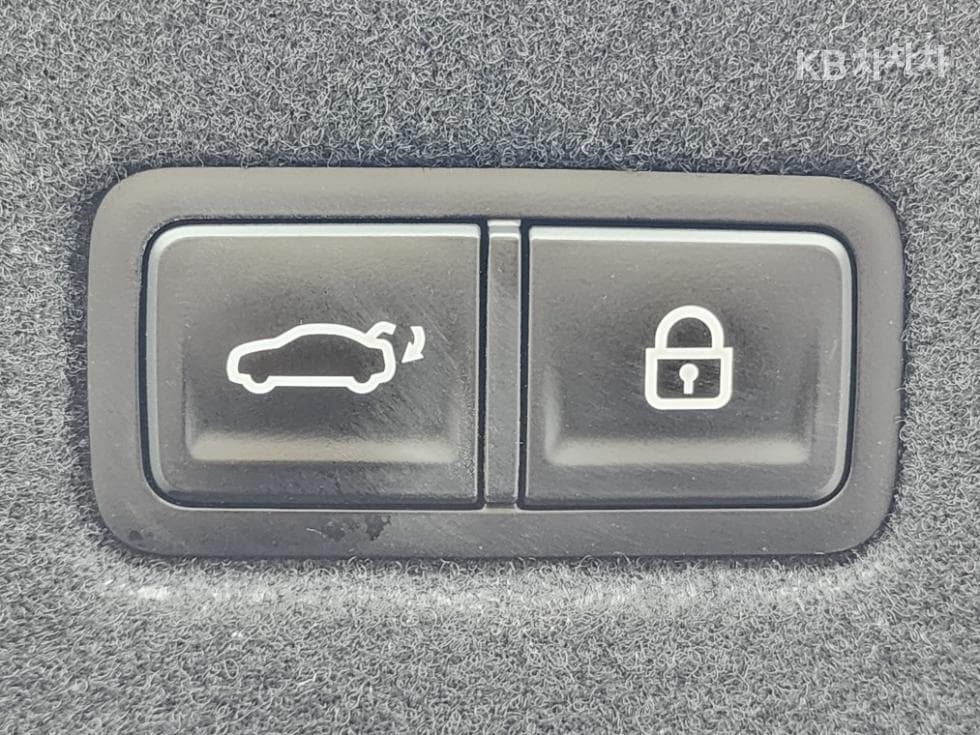 Kia K8 Hybrid1.6 Turbo Noblesse - 24