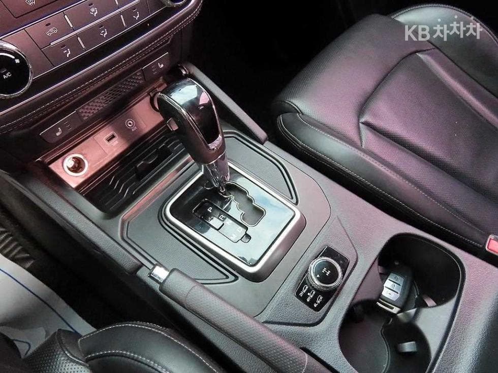 KG Mobility Rexton 스포츠2.2 4WD Noblesse - 10