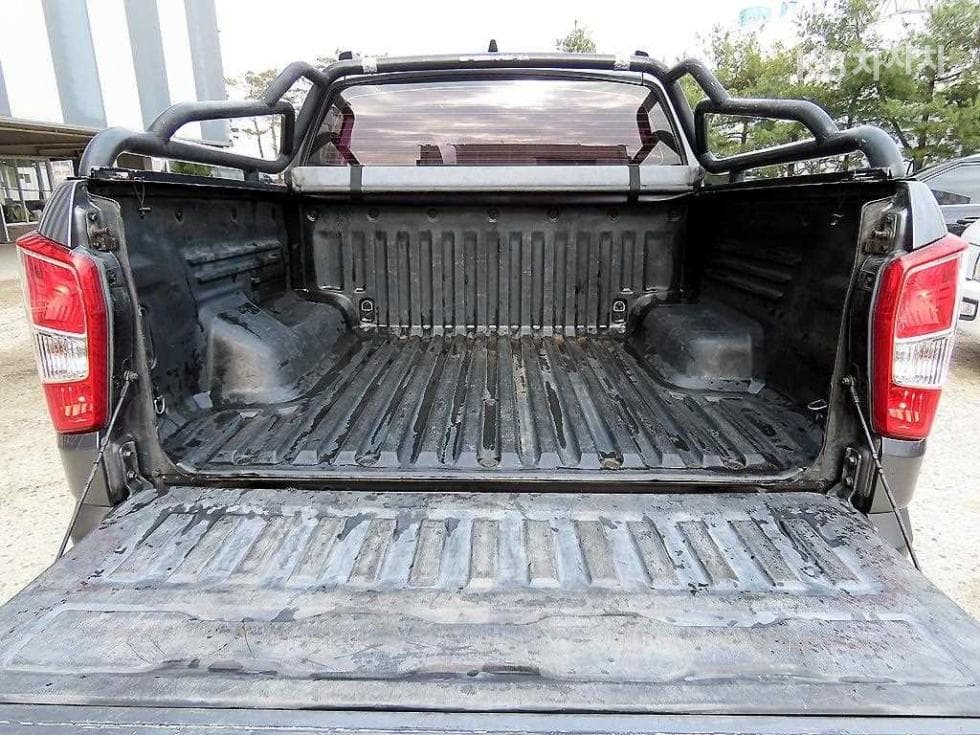 KG Mobility Rexton 스포츠2.2 4WD Noblesse - 18