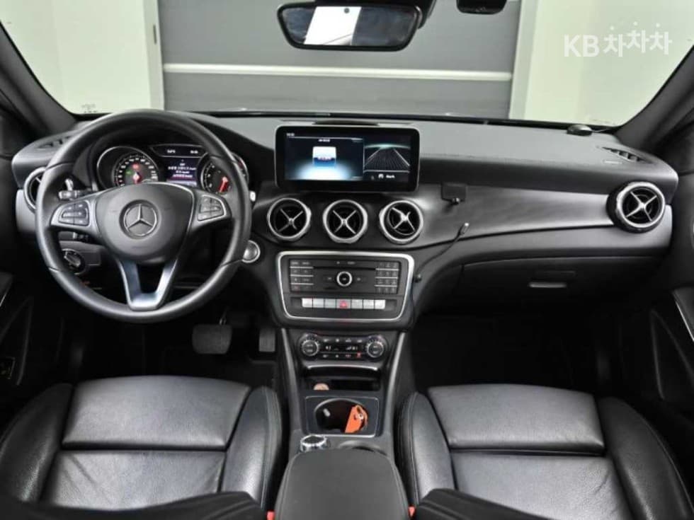Mercedes-Benz GLA X156GLA220 Стандартен - 7