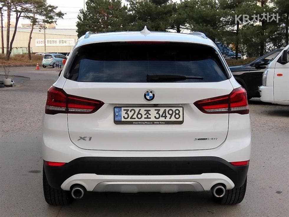 BMW X1 (F48)xDrive 20i xLine - 4